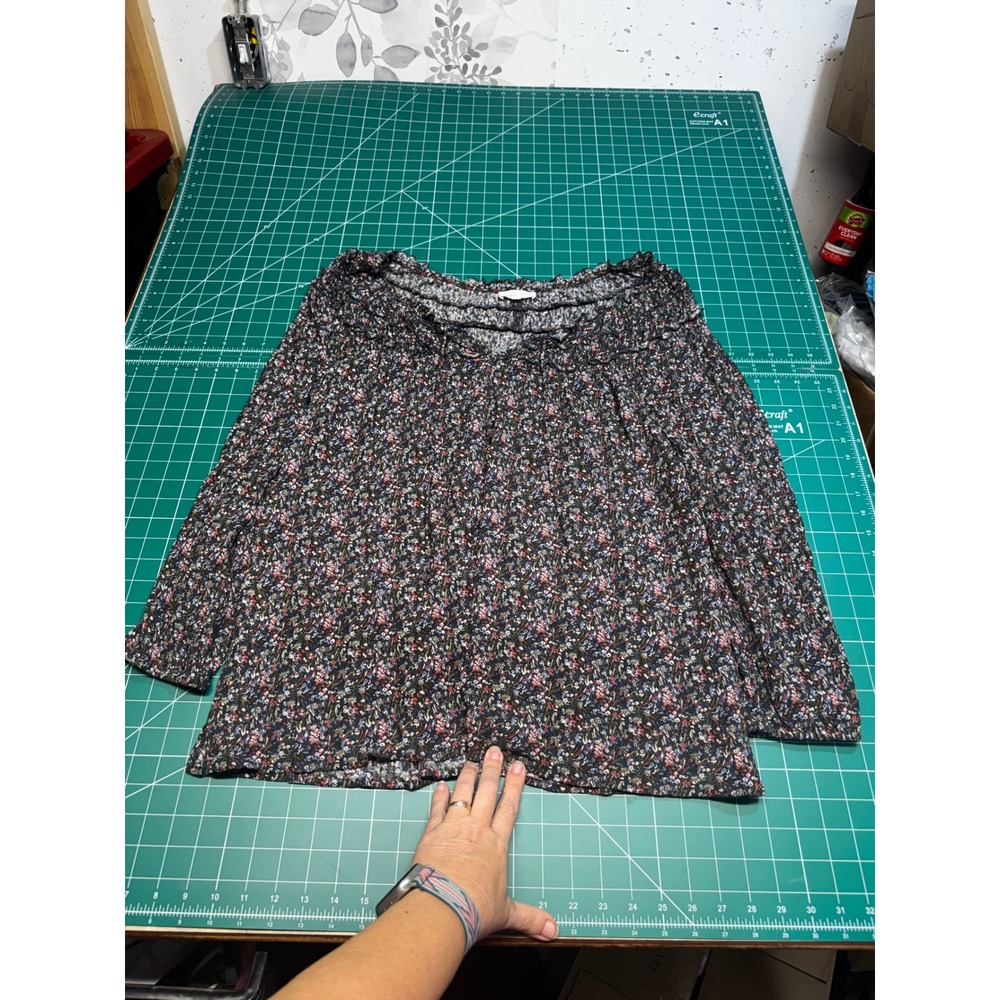 Grace & Lace Floral Ruffle Smocked Blouse XL Black Ditsy Print Long Sleeve Top